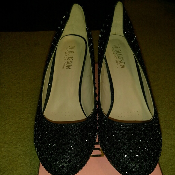 Heels - Picture 2 of 4